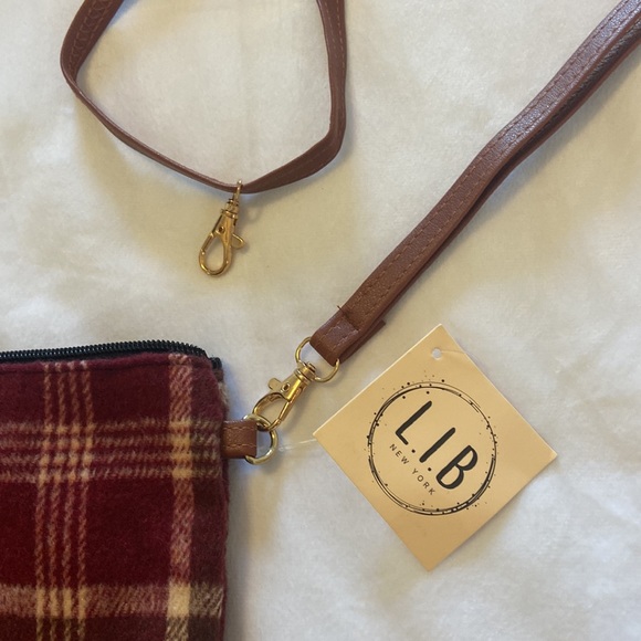 L.I.B flannel purse. - Picture 2 of 6